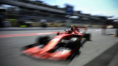 GP de F1 d'Azerbaïdjan: une bouche d'égout décrochée interrompt les essais libres 1