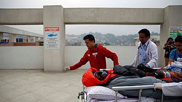 إنقاذ متسلق ماليزي من جبل أنابورنا في نيبال