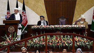 Afghan president urges new lawmakers to participate in peace process