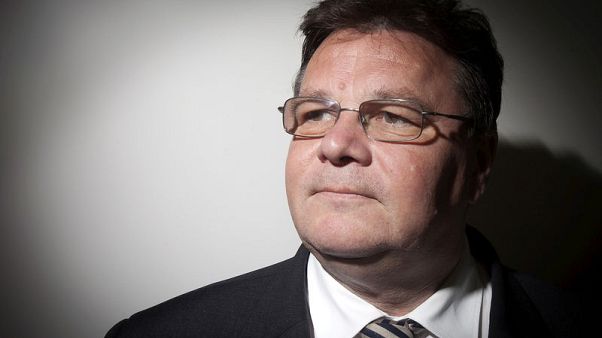 Russia testing Ukraine's new leader with passport move - Lithuania Russia testing Ukraine's new leader with passport move - Lithuania