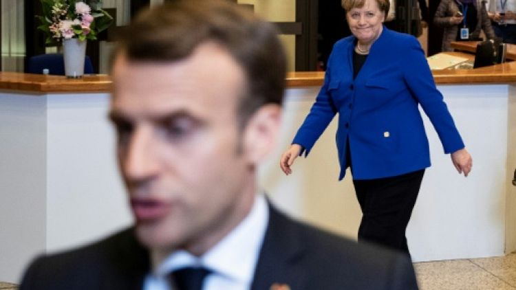 Macron affiche ses désaccords avec Merkel