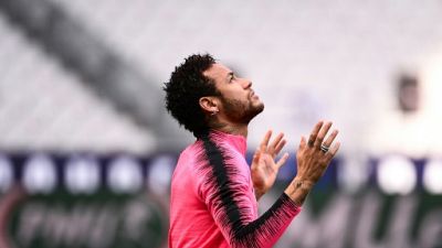PSG: Neymar suspendu 3 matches de Ligue des champions pour "insultes" envers l'arbitre