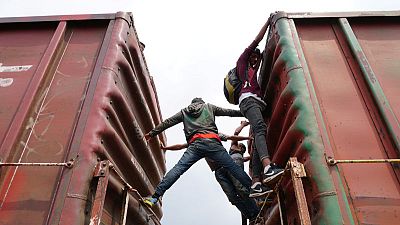 Hundreds of migrants in southern Mexico board 'The Beast' heading north Hundreds of migrants in southern Mexico board 'The Beast' heading north