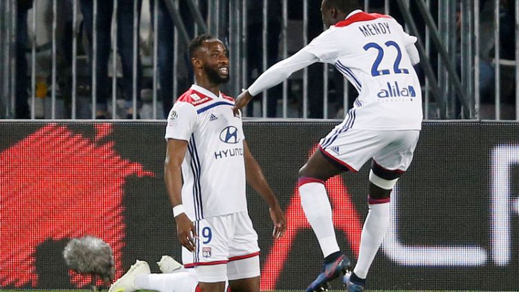 Dembele strikes late to give Lyon 3-2 win at Bordeaux
