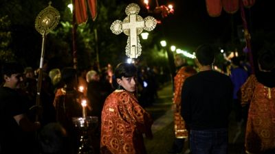 La Grèce célèbre la Pâque orthodoxe, après le "calvaire" de l'austérité La Grèce célèbre la Pâque orthodoxe, après le "calvaire" de l'austérité