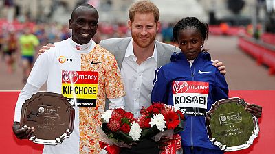 Imperious Kipchoge wins in London again as Kosgei upsets favourites Imperious Kipchoge wins in London again as Kosgei upsets favourites
