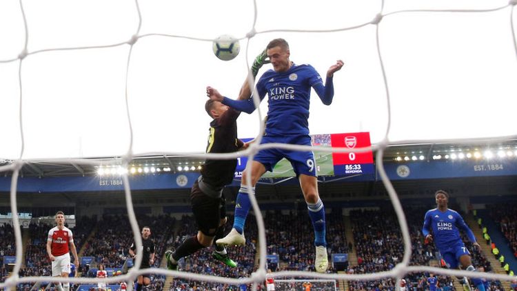 Arsenal's top-four hopes hit in 3-0 defeat at Leicester