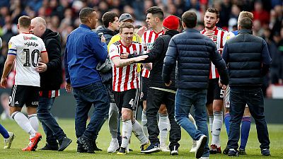 Sheffield United promoted to Premier League after Leeds draw with Villa Sheffield United promoted to Premier League after Leeds draw with Villa