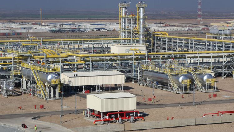 مسؤولان: صادرات العراق النفطية من الجنوب 3.33 مليون ب/ي في أبريل