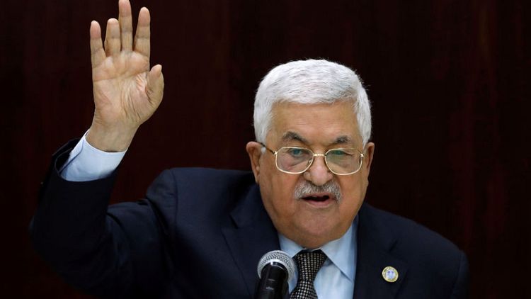 الرئيس الفلسطيني: طلبنا قرضا من الدول العربية لمواجهة الأزمة المالية