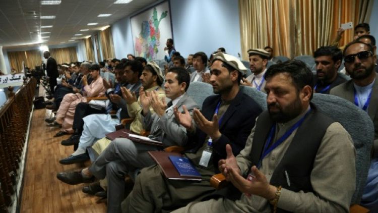 Afghanistan: des milliers de participants à Kaboul pour une "loya jirga" sur la paix