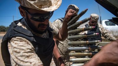 Au sud de Tripoli, la laborieuse avancée des troupes anti-Haftar