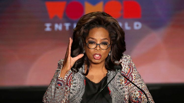 Oprah 'quietly figuring out' how to wield her political clout in 2020