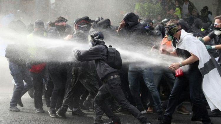 Tension à Paris pour des manifestations du 1er-mai sous haute surveillance 