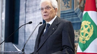 Mattarella, azionare leva fiscale Mattarella, azionare leva fiscale