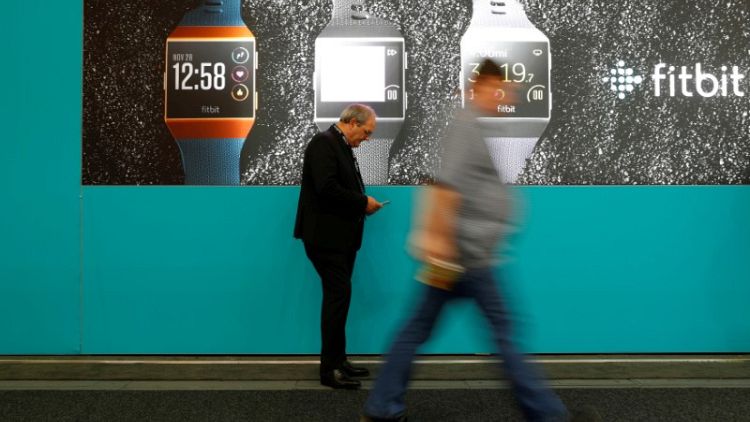Fitbit quarterly results beat Street as it sold more wearable devices