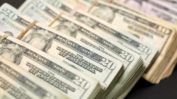 الدولار ينتعش بعد خسائر والأنظار على بنك إنجلترا الدولار ينتعش بعد خسائر والأنظار على بنك إنجلترا