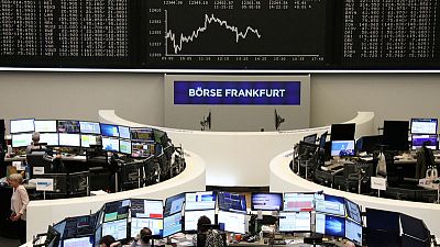 الأسهم الأوروبية تغلق منخفضة متأثرة بتوقعات المركزي الأمريكي وخسائر لسهم ساب