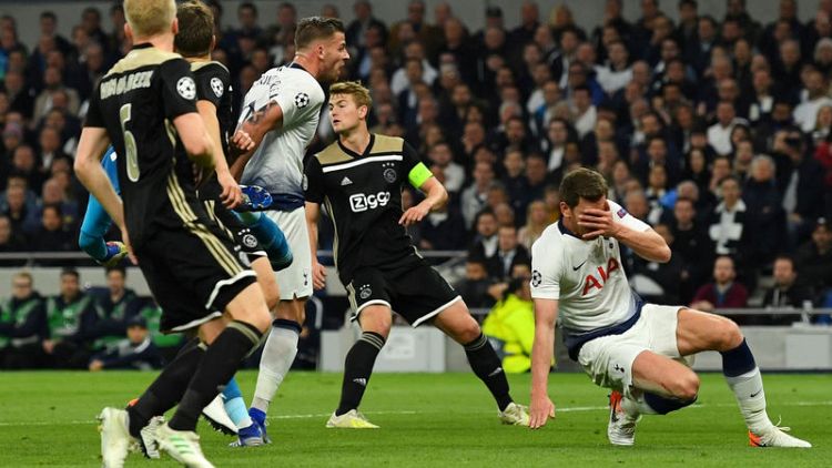 Tottenham's Vertonghen did not suffer concussion - club