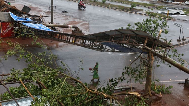 Cyclone slams into Indian temple town, Bangladesh braces with evacuation order