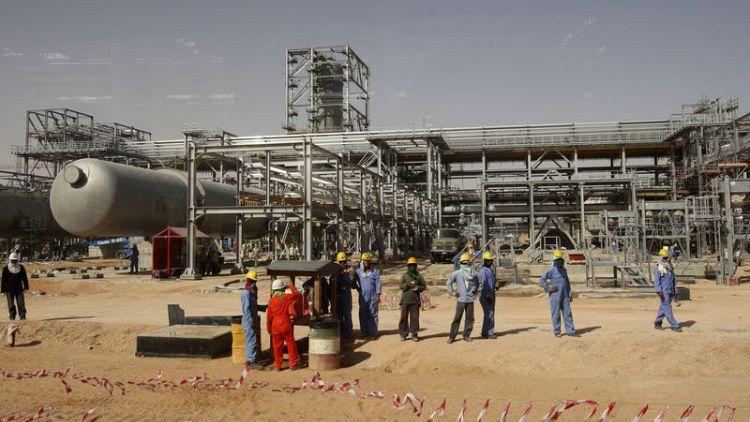 إنتاج النفط السعودي قد يرتفع في يونيو لكن دون زيادة الصادرات
