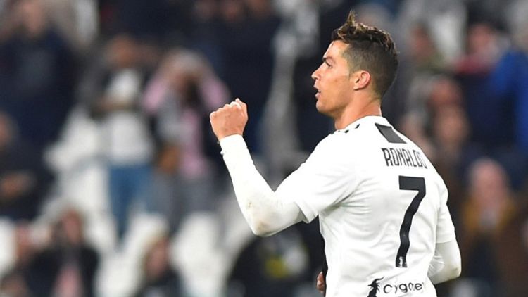 Late Ronaldo goal foils Torino