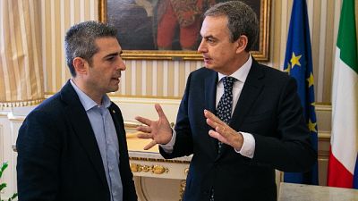 Zapatero a Parma, incontra Pizzarotti Zapatero a Parma, incontra Pizzarotti