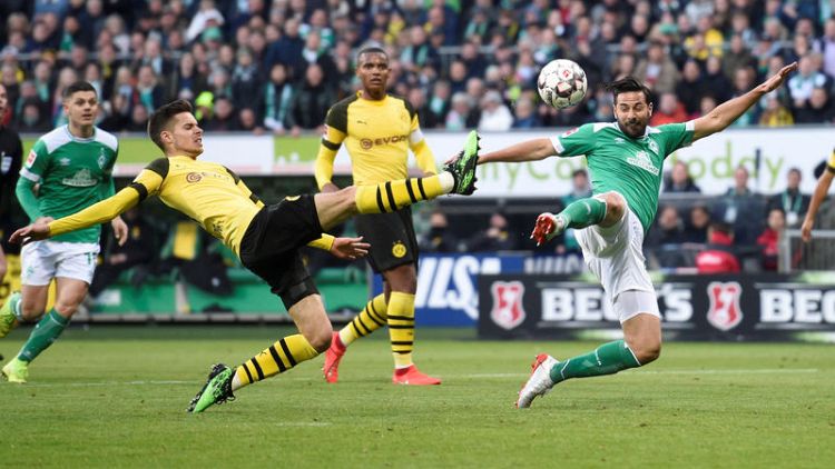 Golden oldie Pizarro deals Dortmund hopes another blow