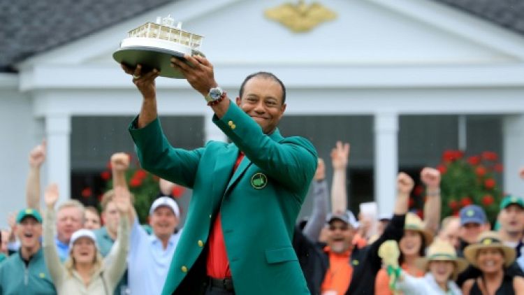 Tiger Woods, un sportif apolitique qui va être honoré à la Maison Blanche