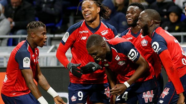 ليل يفرض التعادل 2-2 على ليون في مباراة مثيرة ليل يفرض التعادل 2-2 على ليون في مباراة مثيرة