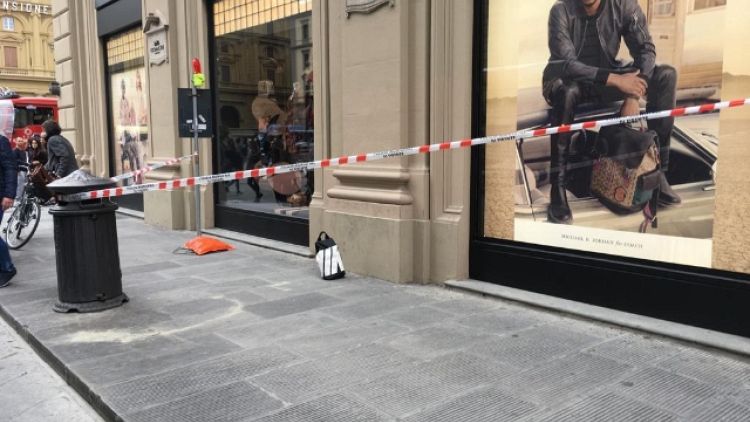 Allarme bomba per zaino a Firenze