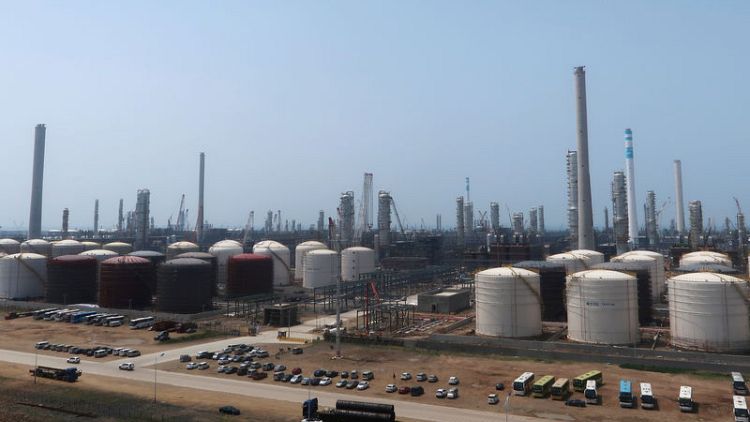 هينجلي الصينية تزيد شراء النفط السعودي مع تشغيل مصفاة جديدة
