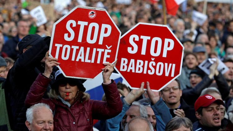 Czechs protest for second week against new justice minister over meddling fears