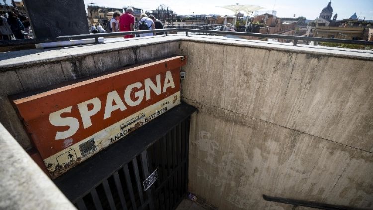Metro Roma, riapre fermata 'Spagna'