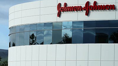J&J agrees to pay about $1 billion to resolve hip implant lawsuits - Bloomberg J&J agrees to pay about $1 billion to resolve hip implant lawsuits - Bloomberg