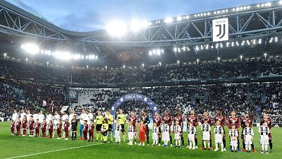 Mima aereo Superga, Juve inibisce tifoso Mima aereo Superga, Juve inibisce tifoso