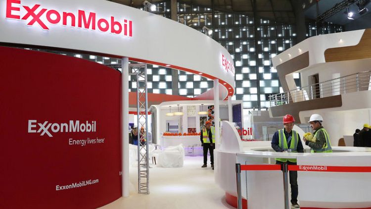 Iraq sees deal with Exxon Mobil, PetroChina 'very soon' - oil minister