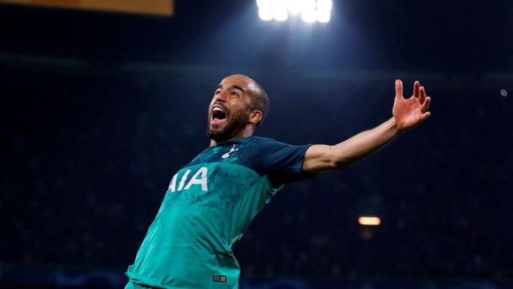 Moura hat-trick puts Tottenham into Champions League final