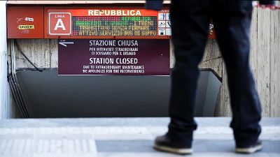 Altri due mesi per metro Repubblica Altri due mesi per metro Repubblica