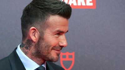 Beckham al telefono, stop patente 6 mesi Beckham al telefono, stop patente 6 mesi