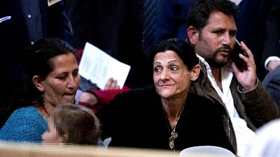 Nomadi:Papa vede famiglia Casal Bruciato Nomadi:Papa vede famiglia Casal Bruciato