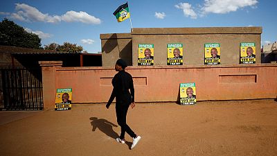 ANC takes commanding lead in South Africa's election but support ebbs ANC takes commanding lead in South Africa's election but support ebbs
