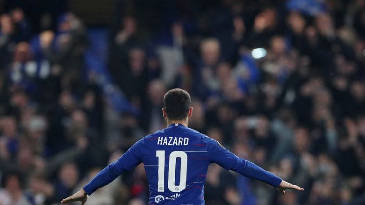Chelsea's Hazard puts trophy before transfer talk