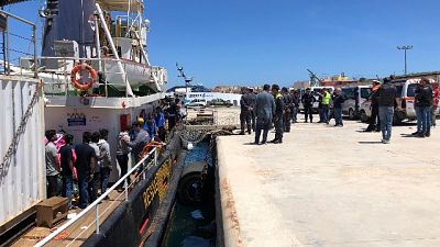 Migranti, Mediterranea forma volontari Migranti, Mediterranea forma volontari