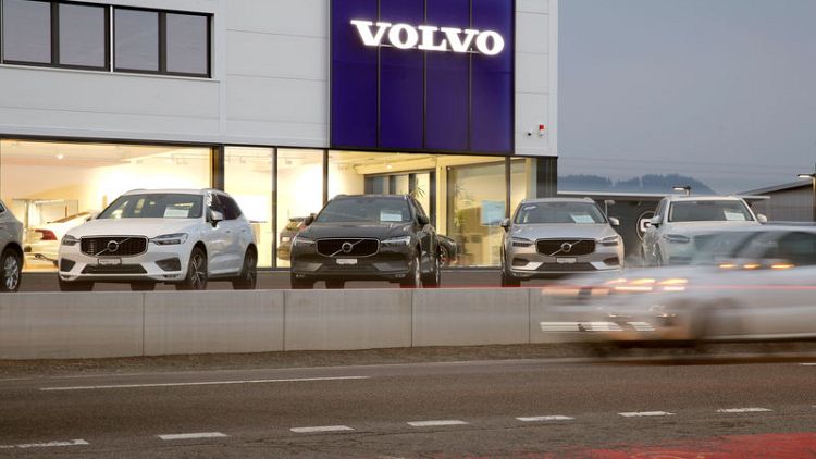 Volvo Cars is cutting several hundred jobs - Swedish radio