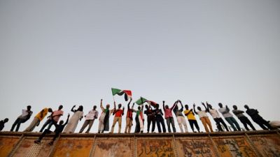 Un mois après la chute de Béchir, l'armée prête à reprendre les discussions Un mois après la chute de Béchir, l'armée prête à reprendre les discussions