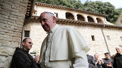 Papa ad Assisi, "ridare anima" economia Papa ad Assisi, "ridare anima" economia