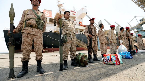 بدء انسحاب الحوثيين باليمن من موانئ الحديدة في دفعة لاتفاق السلام بدء انسحاب الحوثيين باليمن من موانئ الحديدة في دفعة لاتفاق السلام