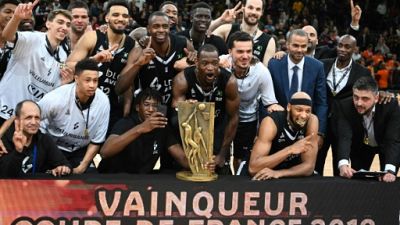 Basket: Villeurbanne s'offre une 10e Coupe de France, la première depuis 2008