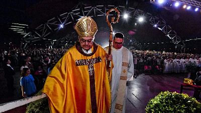 Nelle messe preghiera per Noemi Nelle messe preghiera per Noemi